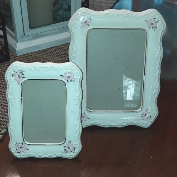 Price Products Other - Ceramic Frame Set. Floral